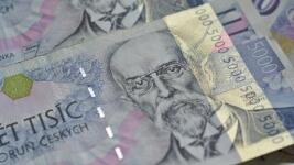 peníze 5000